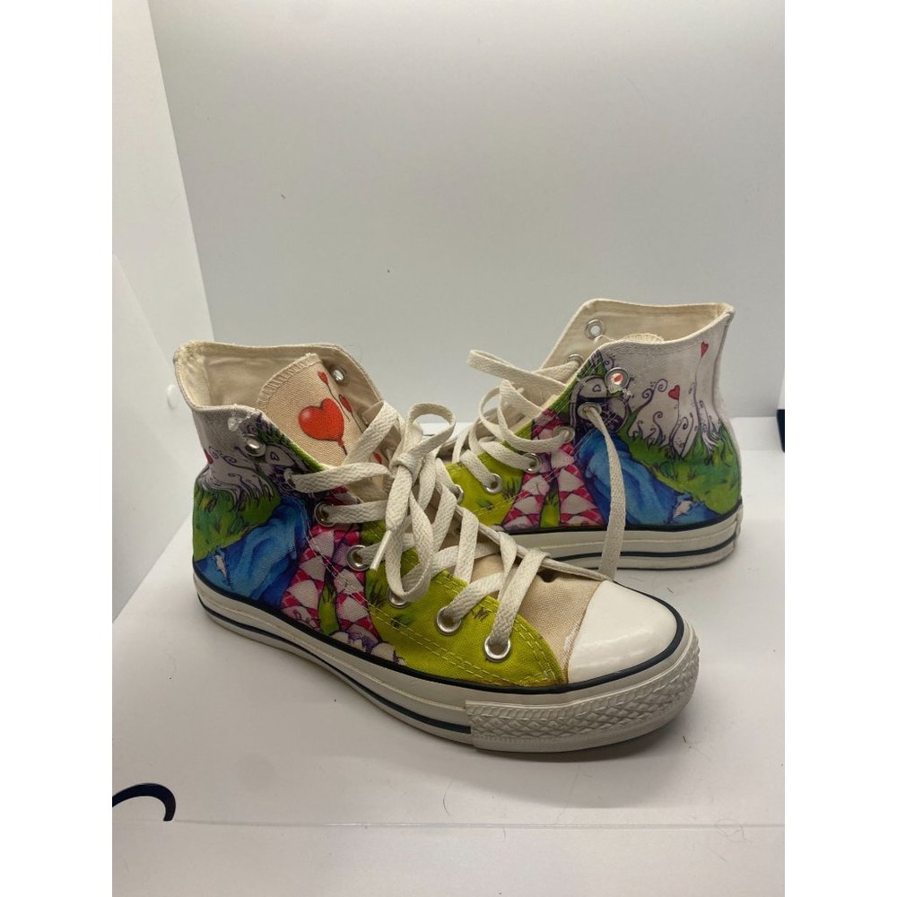 EUC Converse All Stars WenArtWork Women's 6 Excellent Super CUTE
